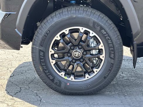 New 2026 Toyota Tundra SR5 AWD/4WD image 8