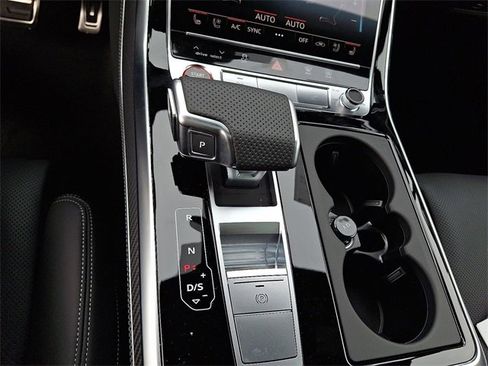 New 2026 Audi SQ7 Premium Plus image 12