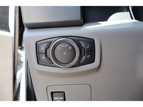 Used 2020 Ford F150 XLT AWD/4WD image 32