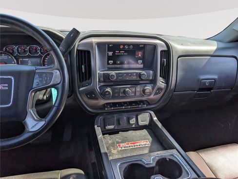 Used 2015 GMC Sierra 1500 SLT w/ All-Terrain Package AWD/4WD image 17