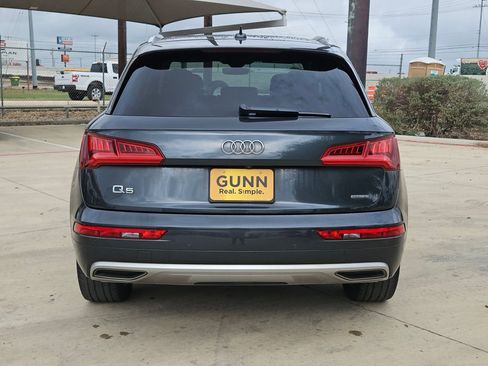 Used 2019 Audi Q5 2.0T Premium Plus w/ Premium Plus Package AWD/4WD image 4