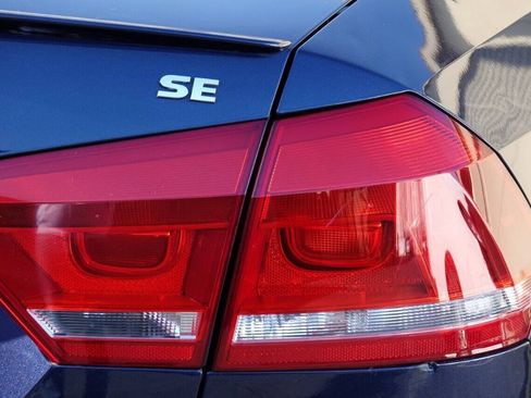 Used 2012 Volkswagen Passat 2.5 SE FWD image 45