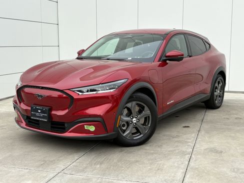 Used 2021 Ford Mustang Mach-E Select w/ Comfort/Technology Package image 2