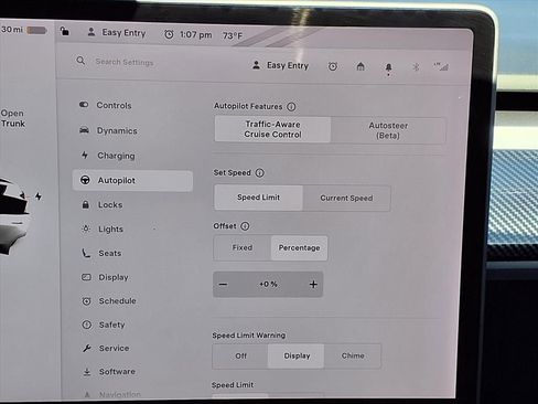 Used 2021 Tesla Model Y Standard Range image 33