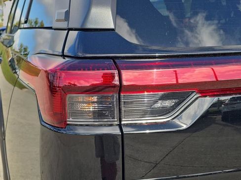 New 2026 Subaru Outback Limited AWD/4WD image 7