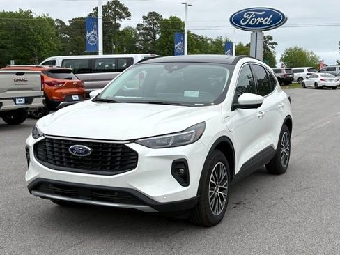New 2025 Ford Escape SE w/ PHEV Premium Package FWD image 1