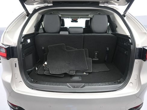 Used 2024 MAZDA CX-90 3.3 Turbo w/ Premium Package AWD/4WD image 24