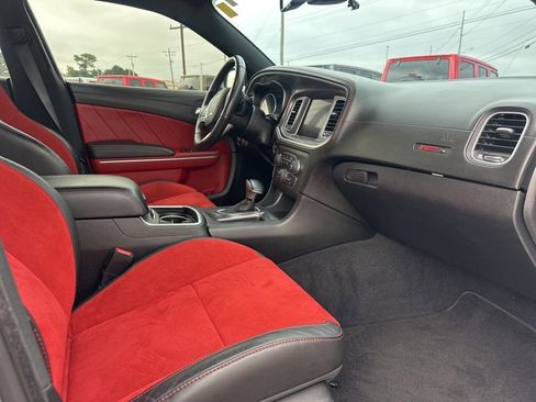 Used 2022 Dodge Charger Scat Pack RWD image 23