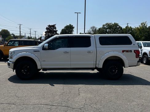 Used 2016 Ford F150 Lariat w/ Equipment Group 502A Luxury AWD/4WD image 6