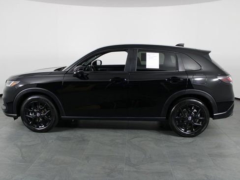 Used 2025 Honda HR-V Sport image 8