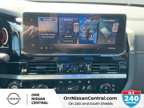 New 2026 Nissan Pathfinder Platinum image 23