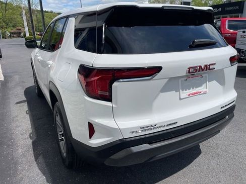 Used 2025 GMC Terrain Elevation AWD/4WD image 16