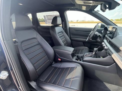 Used 2025 Honda CR-V Sport-L image 32