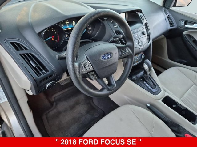 Used 2018 Ford Focus SE FWD image 16