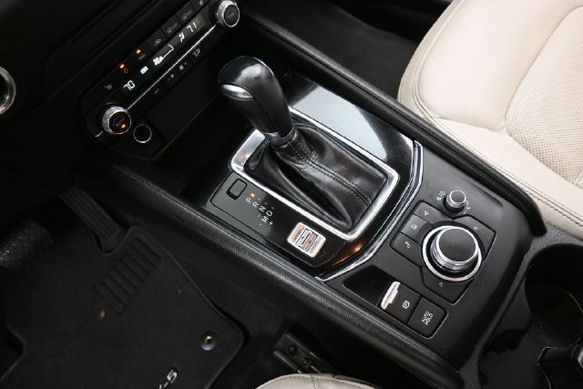 Certified 2024 MAZDA CX-5 AWD 2.5 S w/ Preferred Package image 17