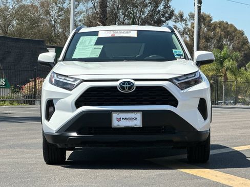 Used 2025 Toyota RAV4 XLE FWD image 7
