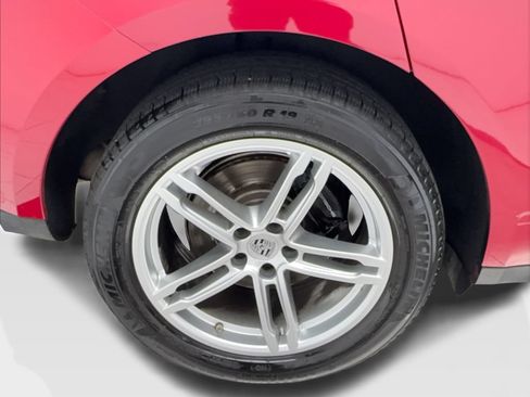 Used 2023 Porsche Macan Turbo AWD/4WD image 16