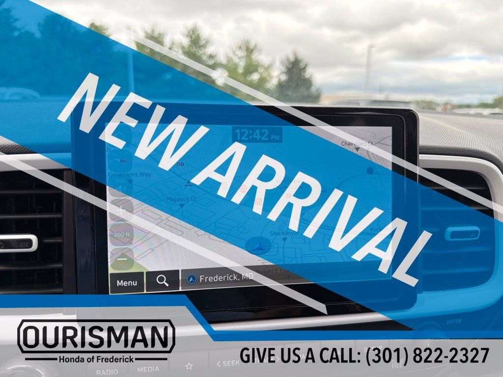 Used 2023 Hyundai Venue Limited w/ Cargo Package FWD image 11