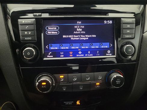 Used 2020 Nissan Rogue Sport S w/ Appearance Package FWD image 25