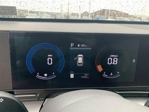 Used 2024 Hyundai Kona SEL image 16