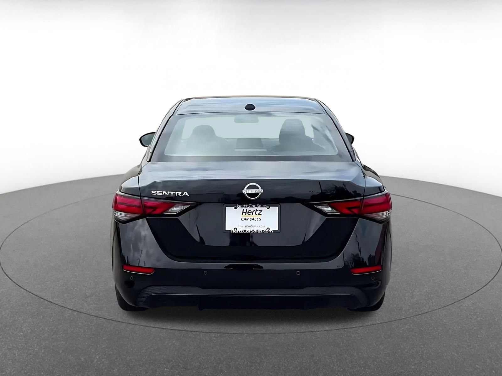 Used 2025 Nissan Sentra SV FWD image 12