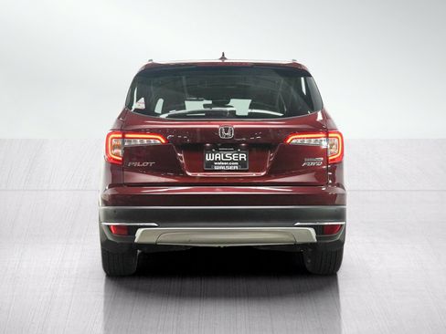Used 2020 Honda Pilot Touring image 4