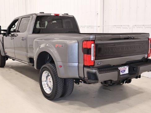 New 2026 Ford F450 Platinum w/ FX4 Off-Road Package AWD/4WD image 7