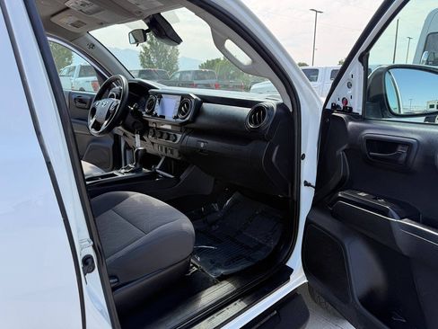 Used 2023 Toyota Tacoma SR AWD/4WD image 22