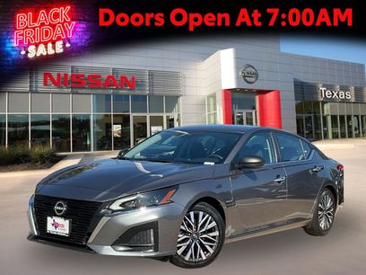 Used 2024 Nissan Altima 2.5 SV