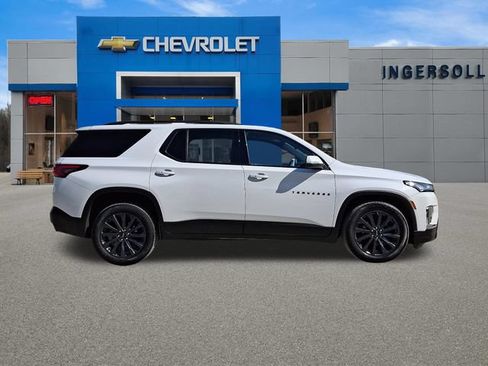Used 2023 Chevrolet Traverse RS AWD/4WD image 27