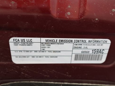 Used 2023 Chrysler Pacifica Touring-L AWD/4WD image 24