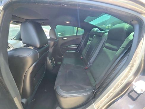 Used 2019 Dodge Charger Scat Pack w/ Plus Group RWD image 5