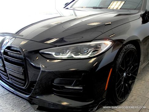 Used 2021 BMW 430i Coupe w/ M Sport Package RWD image 39