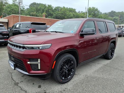 New 2026 Jeep Grand Wagoneer Limited AWD/4WD image 8