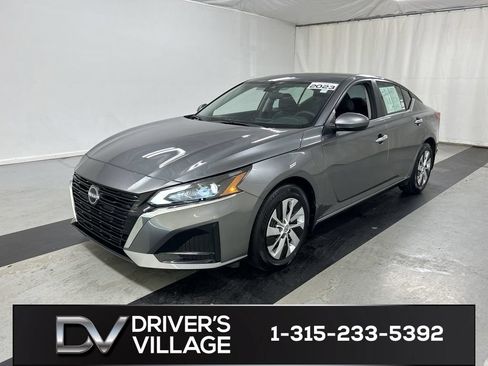 Used 2023 Nissan Altima 2.5 S FWD image 5