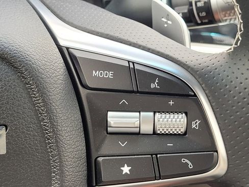 New 2026 Genesis G70 2.5T RWD image 22