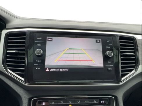 Used 2023 Volkswagen Atlas Cross Sport SE w/ Panoramic Sunroof Package FWD image 49