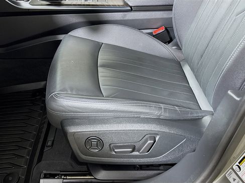 Used 2023 Audi A6 2.0T Premium w/ Convenience Package image 22
