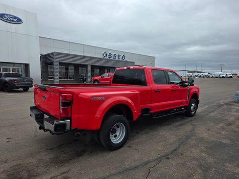 Used 2024 Ford F350 XLT w/ 360-Degree Camera Package AWD/4WD image 7