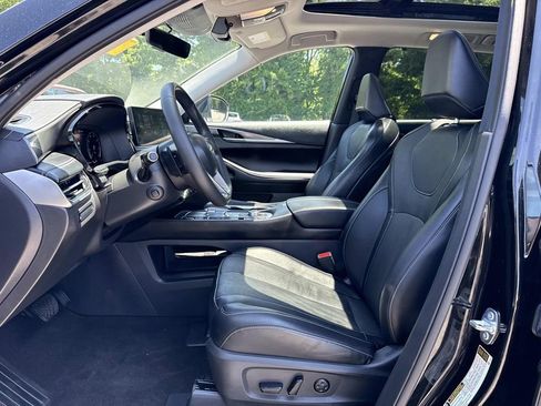 Used 2023 INFINITI QX60 Luxe w/ Cargo Package AWD/4WD image 16