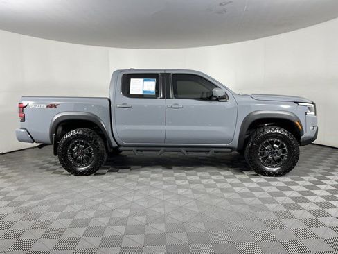 Used 2023 Nissan Frontier PRO-4X w/ Pro-4X Premium Package AWD/4WD image 9