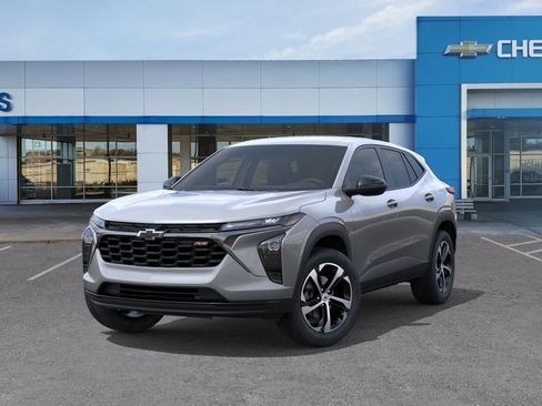 New 2026 Chevrolet Trax RS w/ Driver Confidence Package FWD image 7