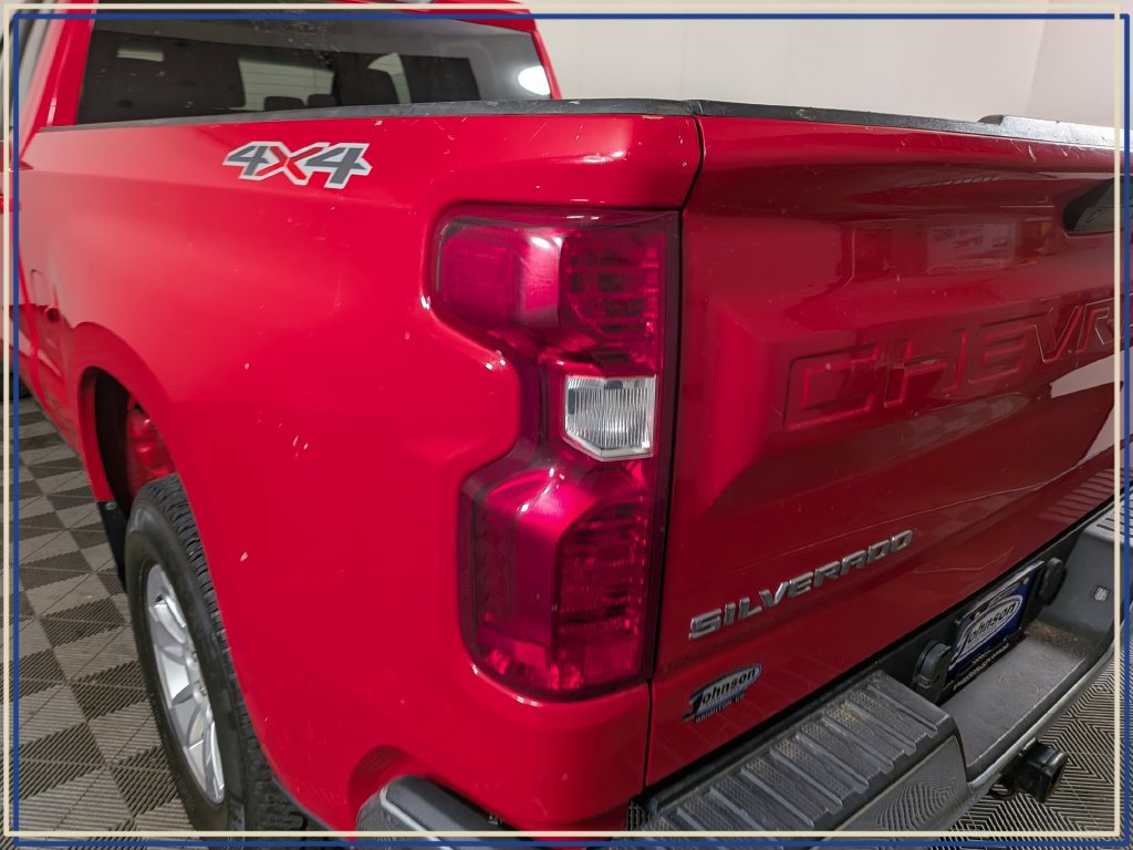 Certified 2021 Chevrolet Silverado 1500 LT AWD/4WD image 11