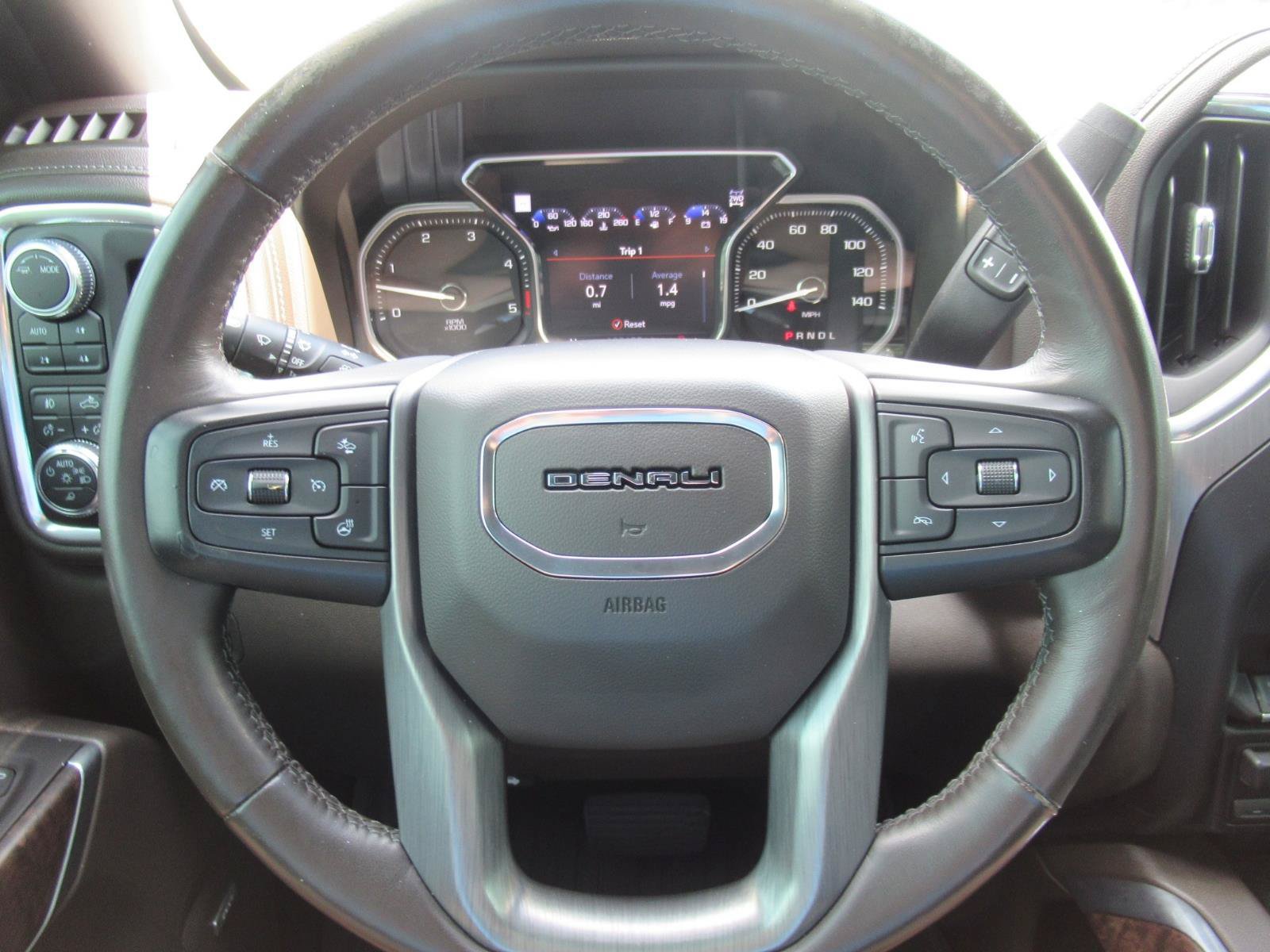 Used 2020 GMC Sierra 2500 Denali w/ Denali Ultimate Package AWD/4WD image 24
