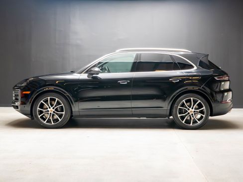 New 2026 Porsche Cayenne AWD/4WD image 2