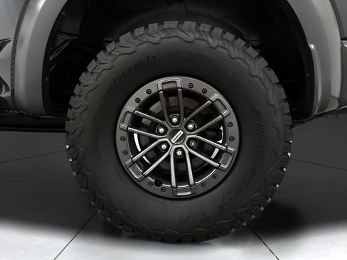 Used 2019 Ford F150 Raptor w/ Equipment Group 802A Luxury image 29