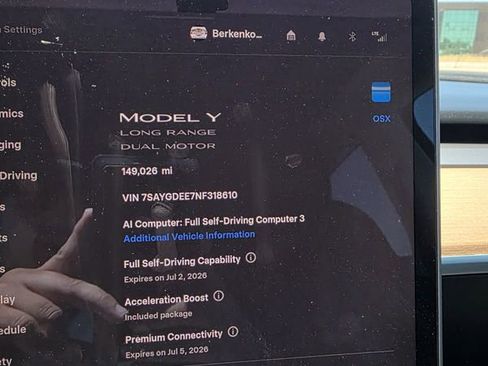 Used 2022 Tesla Model Y Long Range AWD/4WD image 38