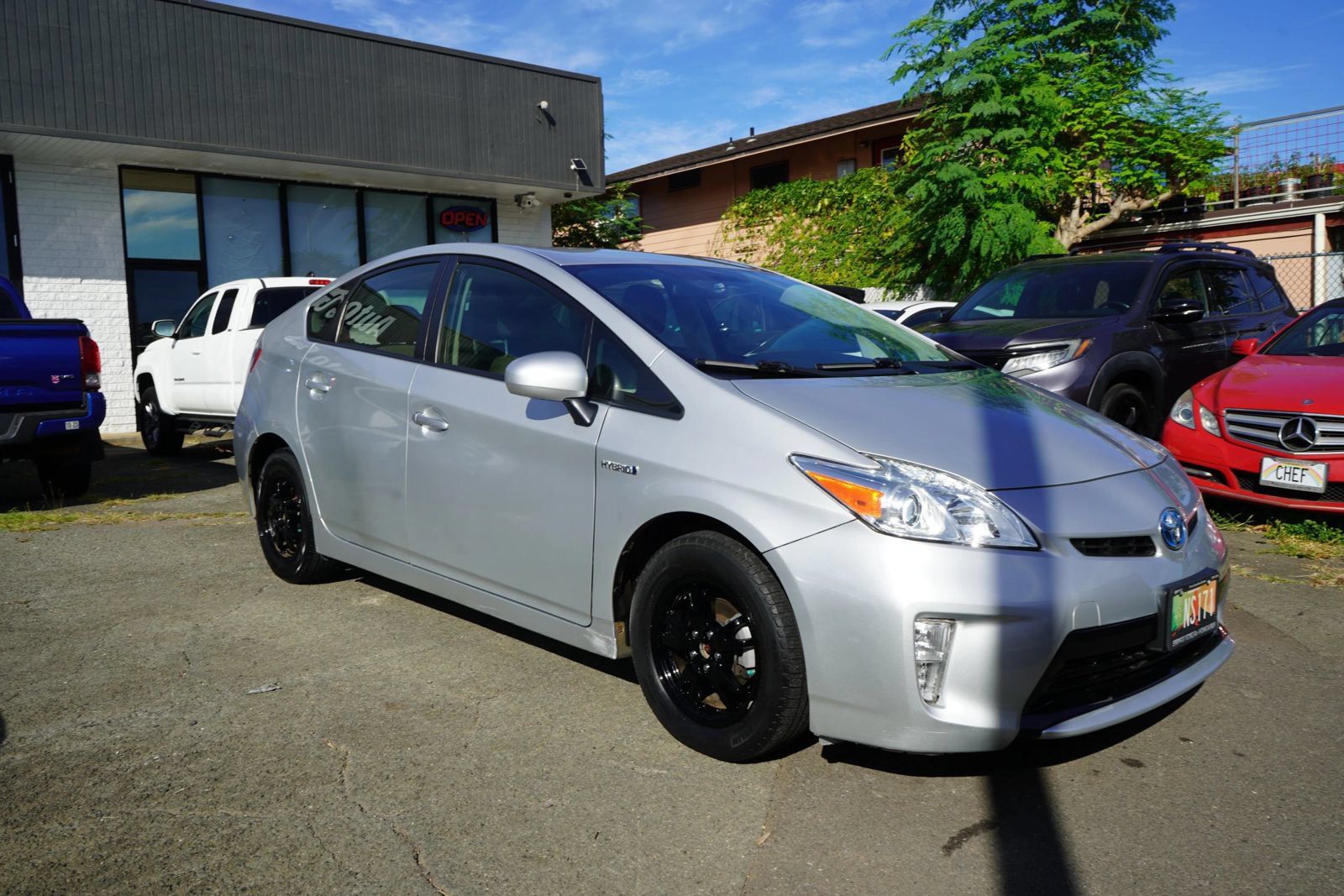 Used 2015 Toyota Prius Two FWD image 3
