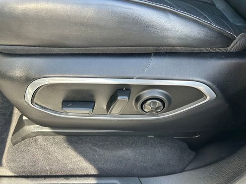 Used 2022 Jeep Wagoneer Series III w/ Premium Group I image 21