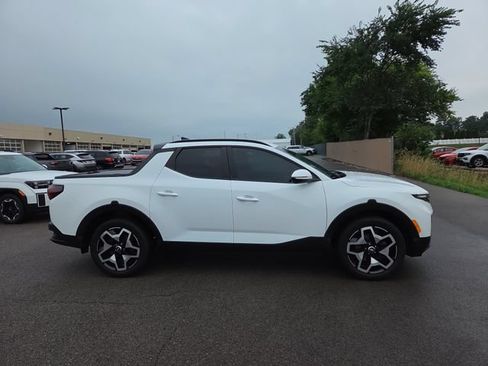 Used 2023 Hyundai Santa Cruz Limited w/ Cargo Package AWD/4WD image 5
